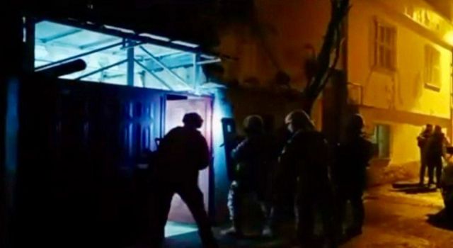 Uyuşturucu Operasyonu: 3 Kişi Tutuklandı