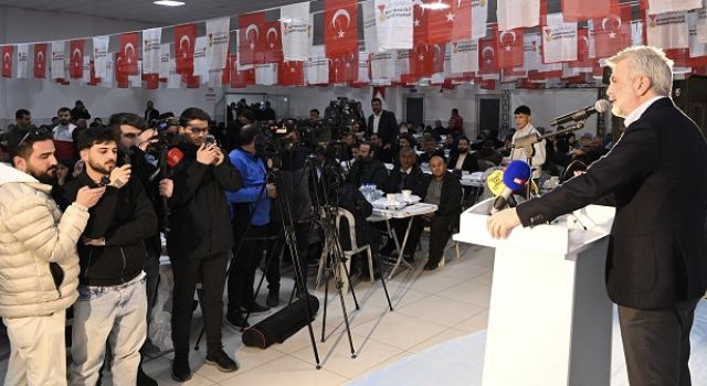 Büyükşehir’in Gönül Sofrası Çağlayancerit’te Kuruldu