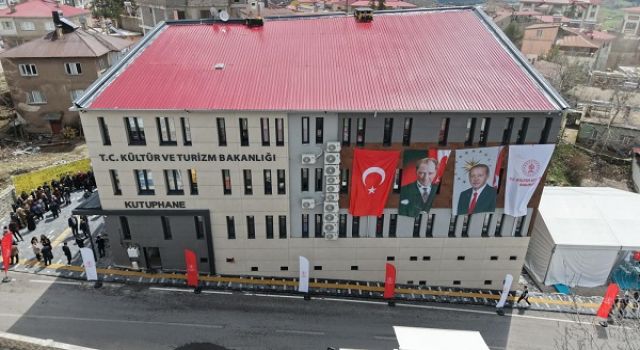 Andırın Şehit Astsubay Ömer Halisdemir İlçe Halk Kütüphanesi Hizmete Açıldı