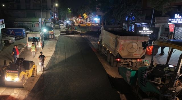 Büyükşehir, Asfalt Mesaisini Gece Gündüz Kesintisiz Sürdürüyor