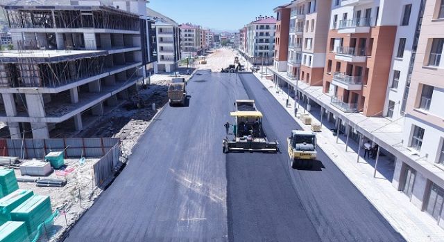 Büyükşehir, Elbistan Hacı Esat Efendi Caddesi’nde Kapsamlı Dönüşümü Başlattı