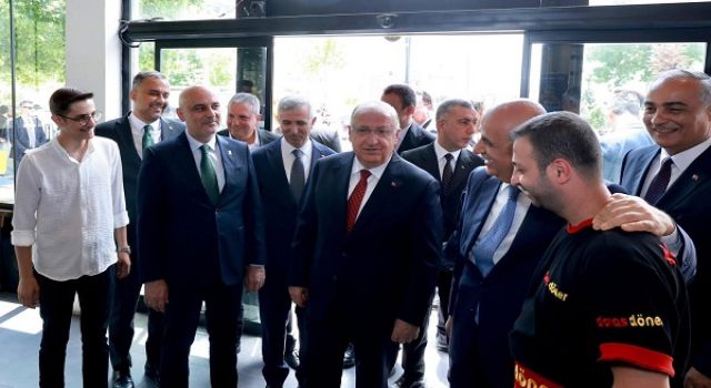Milli Savunma Bakanı Yaşar Güler Kahramanmaraş’ta temaslarda bulundu 