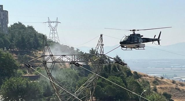 Helikopterle Yüksek Gerilim Hattı Temizliği Vatandaşları Şaşırttı