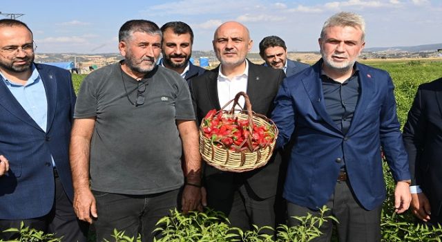 Başkan Görgel; “Dünya’nın En Güzel Biberi, Maraş Biberi Hasadımız Hayırlı ve Bereketli Olsun”