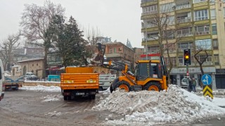 Büyükşehir’den Buzlanmaya Karşı Önlem