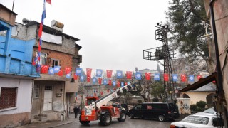 DULKADİROĞLU BELEDİYESİ’NDEN SÜTÇÜ İMAM TÜRBESİ’NDE TADİLAT