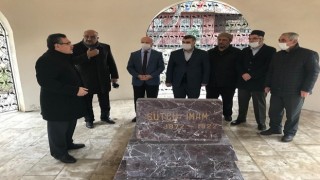 Dulkadiroğlu Müftülüğü Sütçü İmam'ı Kabri Başında Andı