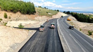 Şehir Genelinde Bin Kilometrelik Asfalt Çalışması