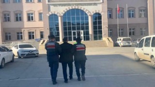 Türkoğlu’nda FETÖ’den aranan eski polis yakalandı 