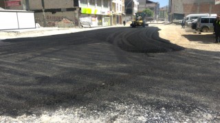 Büyükşehir, Elbistan’da Yol Yenileme Çalışmalarını Sürdürüyor