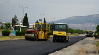 Büyükşehir, Genç Osman Servis Yolu’nun Asfaltını Yeniliyor