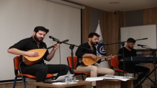 “Aşık Veysel” İstiklal Üniversitesi’nde Düzenlenen Programla Anıldı