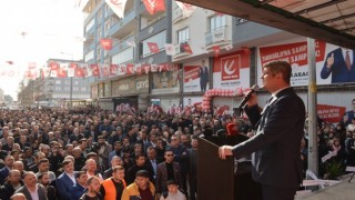 Miting gibi açılış!