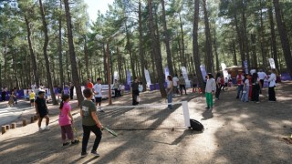 Gençler Hem Spor Yaptı Hem Doyasıya Eğlendi