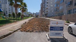 Onikişubat Belediyesi’nden Tekerek Mahallesi’nde tam gaz asfalt çalışması