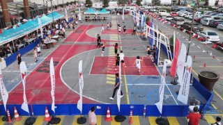 Basketbol Tutkunu Gençler Sahaya Çıktı, Kıyasıya Mücadeleler Başladı