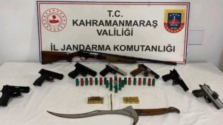 Kahramanmaraş’ta evinden cephanelik çıktı