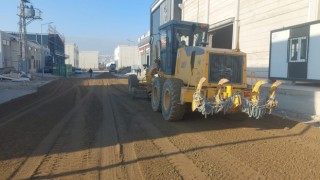 YENİ SANAYİ SİTESİ’NDE DULKADİROĞLU’NDAN YOL ÇALIŞMASI