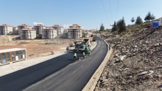 Büyükşehir Türkoğlu’nda Arterleri Bir Bir Yeniliyor