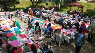 Anneler ve Çocukları Büyükşehir’in Çiçek Yapım Atölyesinde