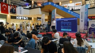 Teknoloji Tutkunlarını Buluşturan “Dijital Oyun Geliştirme Atölyesi” Başladı