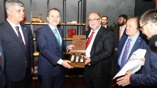 YENİDEN REFAH PARTİSİ GENEL BAŞKANI FATİH ERBAKAN’DAN DULKADİROĞLU’NA ANLAMLI ZİYARET