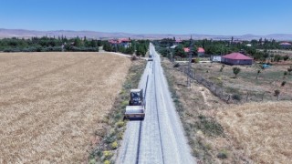 Afşin Kırsalında Ulaşım Rahatlıyor; Altunelma – Arıtaş Yolu Yenilendi