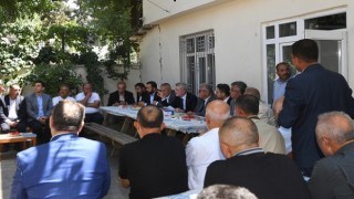 Başkan Görgel, Dulkadiroğlu Muhtarlarıyla Mahallelerin İhtiyaçlarını Görüştü