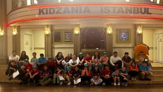 DEPREMZEDE ÇOCUKLARA MORAL DESTEĞİ: KIRMIZI BİSİKLET PROJESİ İSTANBUL’DA