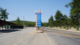 Büyükşehir Mezarlıklarda Bakım ve Düzenleme Çalışmalarını Sürdürüyor