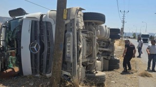 Kahramanmaraş’ta kamyon devrildi: 1 yaralı
