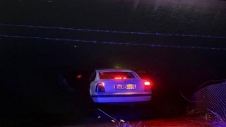 Otomobil su kanalına düştü: 1’i çocuk 2 ölü