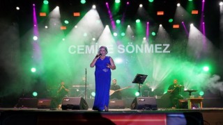 Cemile Sönmez KAFUM’da Müzik Ziyafeti Sundu