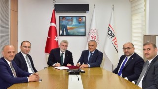 Kahramanmaraş’a 4 Yeni Spor Salonu; Şehir Spor Kenti Olma Yolunda İlerliyor