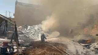 Kahramanmaraş’ta ahşap palet üretim tesisinde yangın