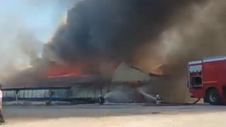 Kahramanmaraş’ta kağıt fabrikasında yangın 