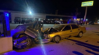 Kahramanmaraş’ta otomobil paramparça oldu 