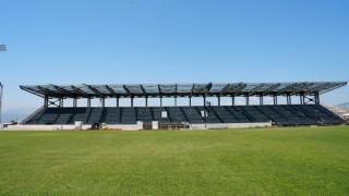 Şehrin 4 Bin Seyirci Kapasiteli Yeni Futbol Sahasında Sona Gelindi