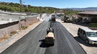 Altyapısı Tamamlanan Akyar TOKİ Yolu Sıcak Asfalta Buluştu