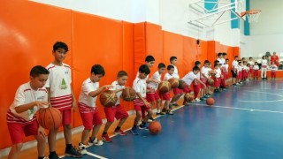 Büyükşehir Çocukların Yaz Tatiline Spor Kattı