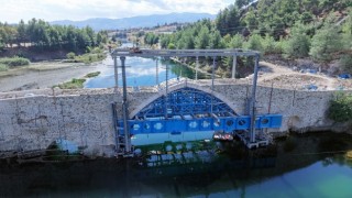 5 Asırlık Ceyhan Köprüsü’nün Restorasyonu Tamamlanıyor