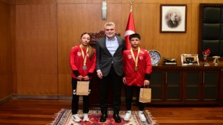 Başkan Görgel, Balkan Şampiyonu Genç Güreşçileri Ağırladı