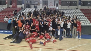 Erkekler Voleybol 1. Ligi'nde Onikişubat Belediyespor'dan Müthiş Geri Dönüş