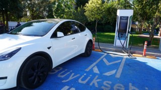 KMBB Enerji’den Yeşil Ulaşım Hamlesi; Araç Şarj İstasyonu Yoğun İlgi Görüyor
