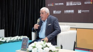 Mehmet Ali Bulut, Kitap Fuarı’nda “Modern Çağ ve İnanç” Konusunu Ele Aldı