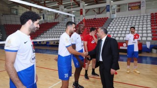 Onikişubat Belediyespor Voleybol Takımı kendi sahasında ilk maçına çıkıyor
