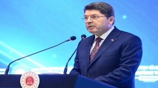 Adalet Bakanı Tunç, Deprem Bölgesindeki Hukuki Süreçleri Değerlendirdi