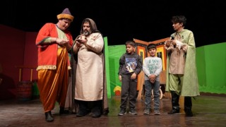 Büyükşehir, Miniklere Hafta Sonu Tiyatro Şöleni Yaşattı