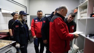 Büyükşehir Zabıtasından Uzun Çarşı’da Kapsamlı Denetim