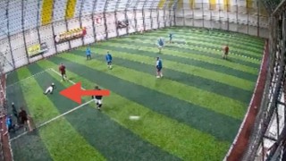 Kahramanmaraş’ta halı sahada kalp krizi geçiren bir kişi hayatını kaybetti